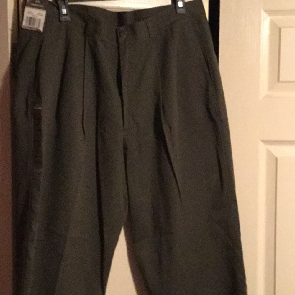 Claiborne Men's dress pants New with tags
